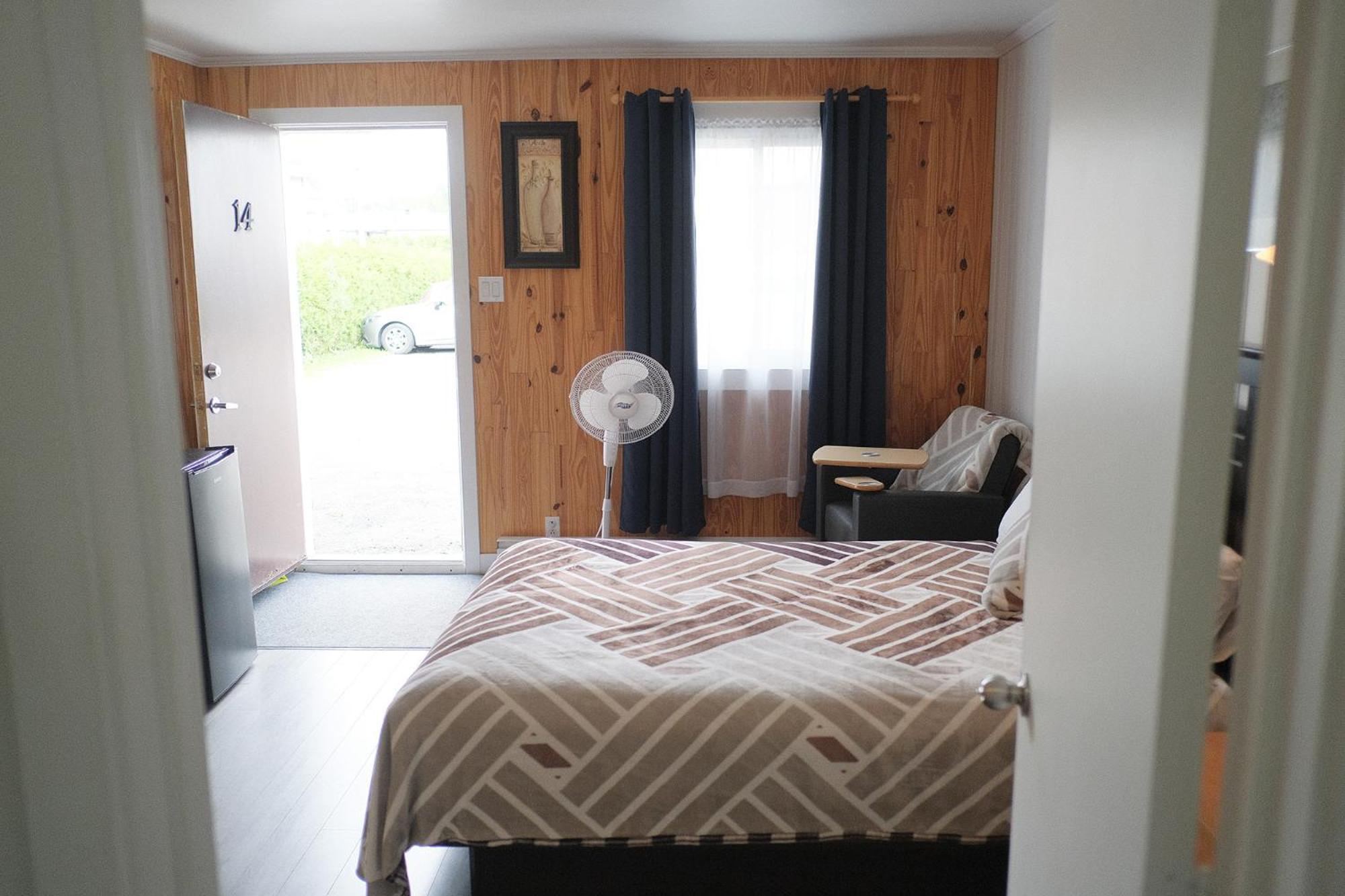 Auberge St-Tite-Des-Caps Saint-Tite-des-Caps 외부 사진