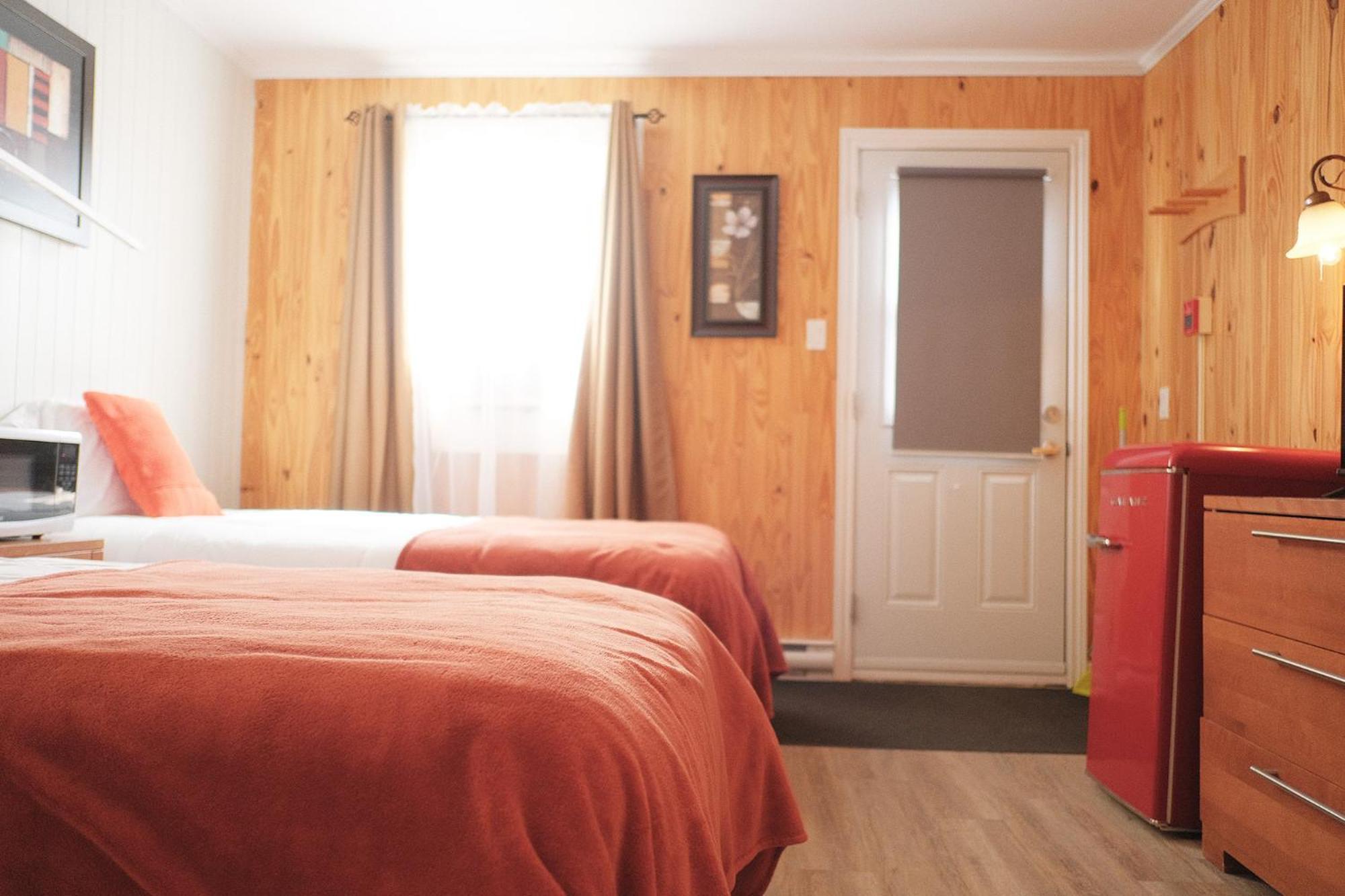 Auberge St-Tite-Des-Caps Saint-Tite-des-Caps 외부 사진