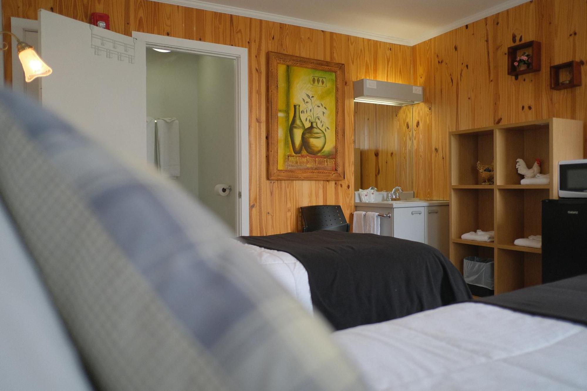 Auberge St-Tite-Des-Caps Saint-Tite-des-Caps 외부 사진